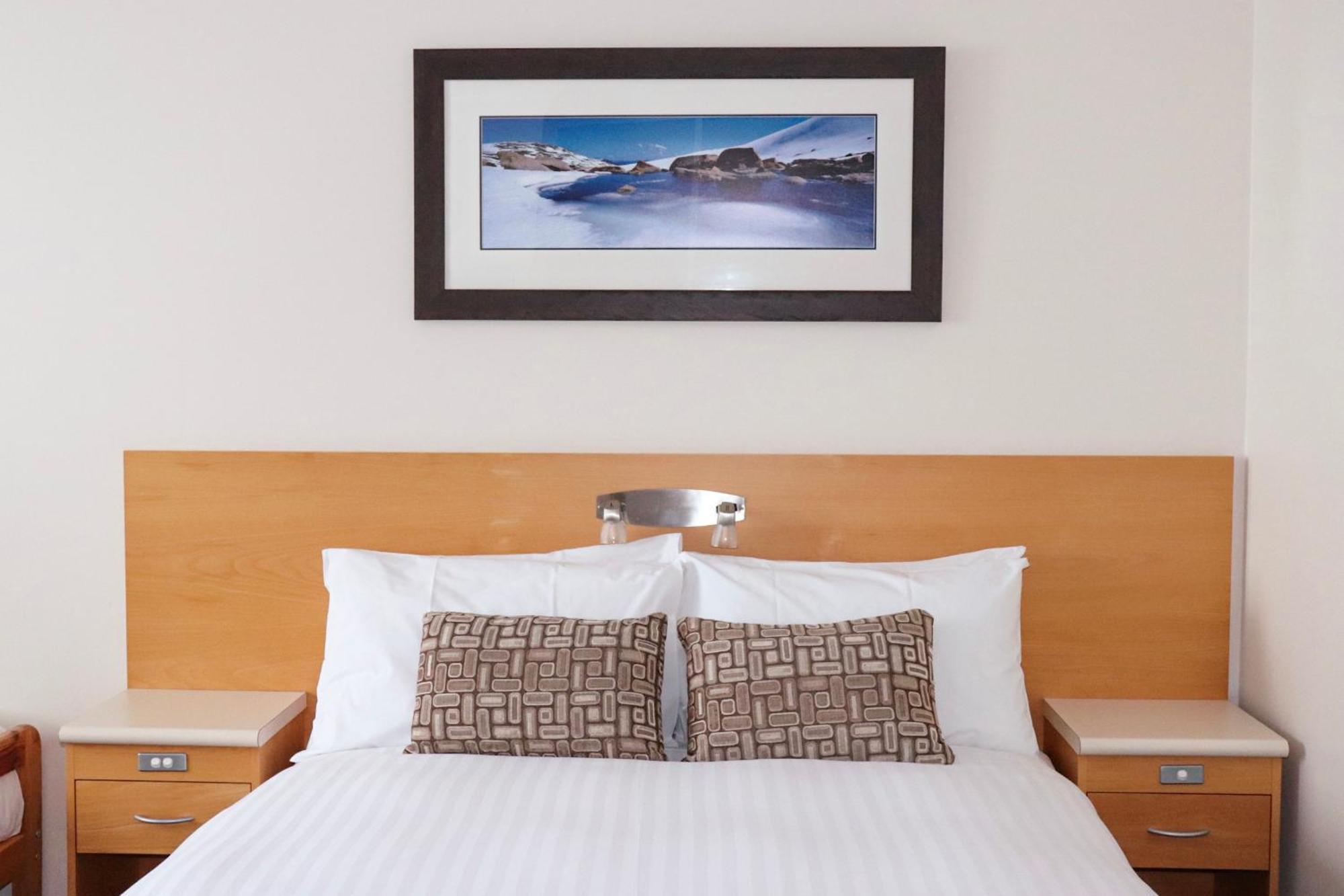 Smiggins & 3* Perisher Valley