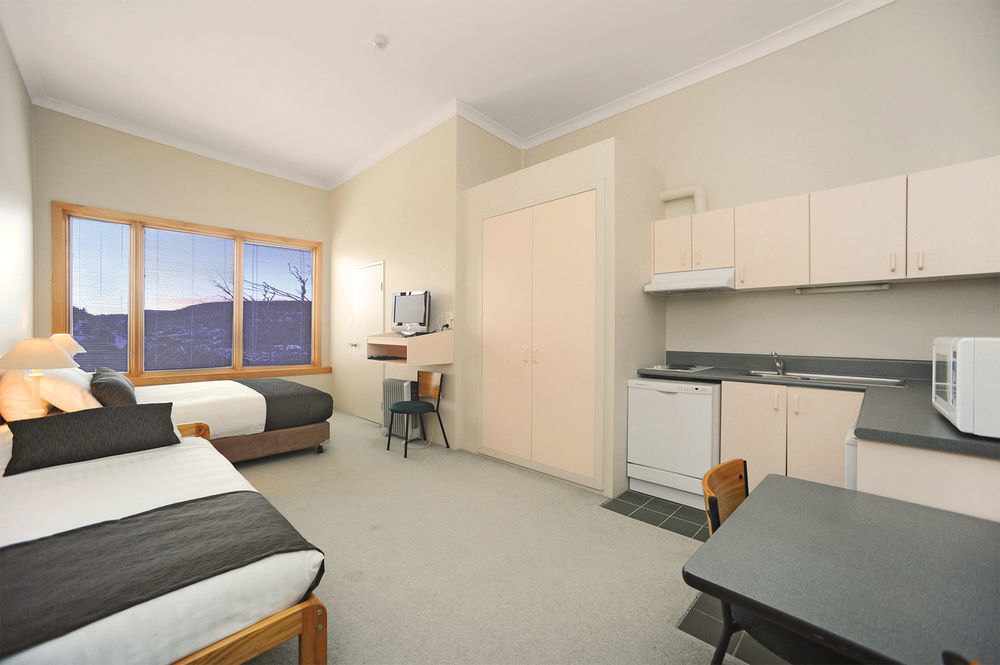 Hotel Smiggins & 3*