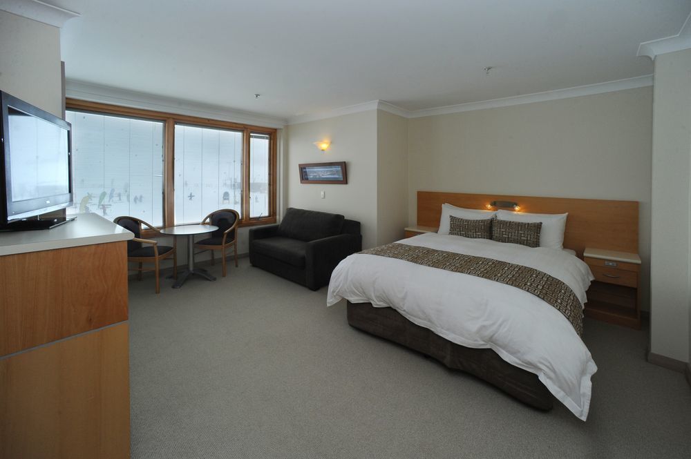 Hotel Smiggins & 3*